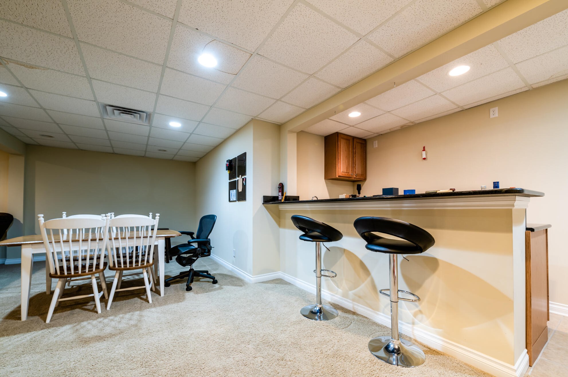 2163 Mccormick Trl, Stevensville MI  49127-8631 exterior