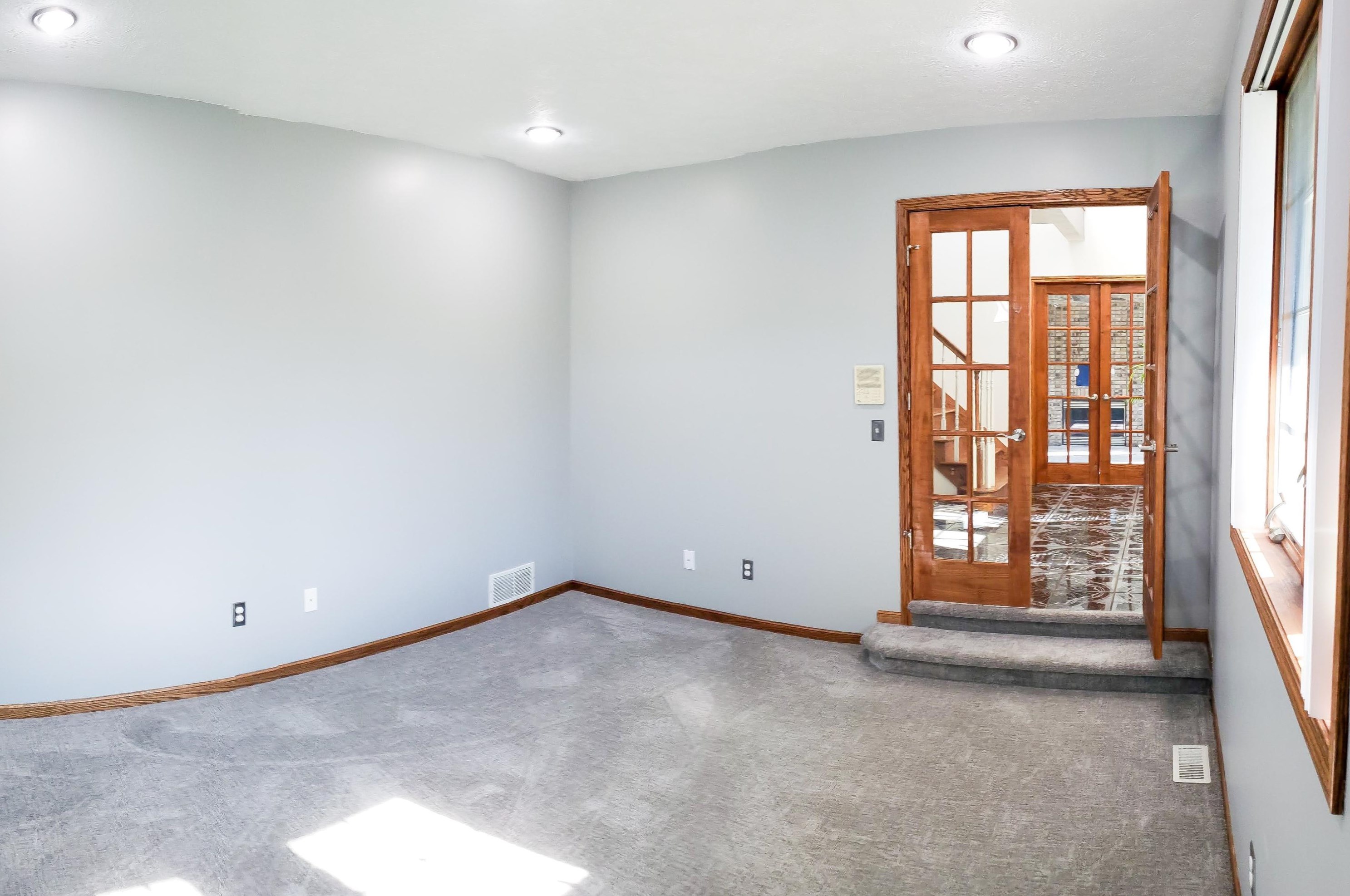 3850 Kingsway Ct, Grand Rapids MI  49508-2602 exterior