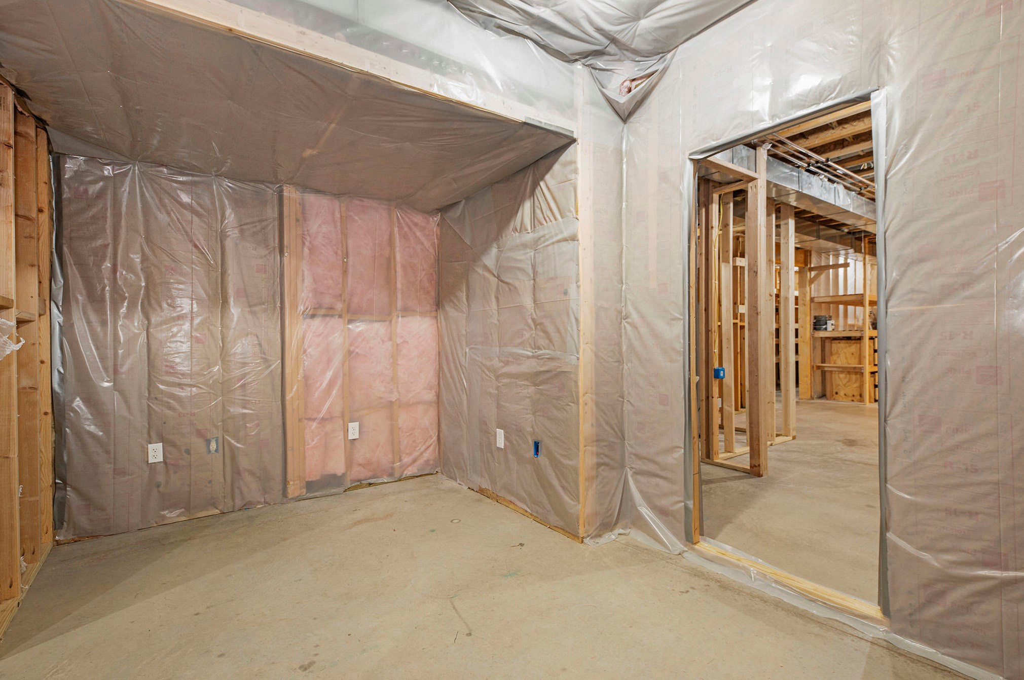 1085 Sargent Ave, Ada MI 49301-9168 exterior