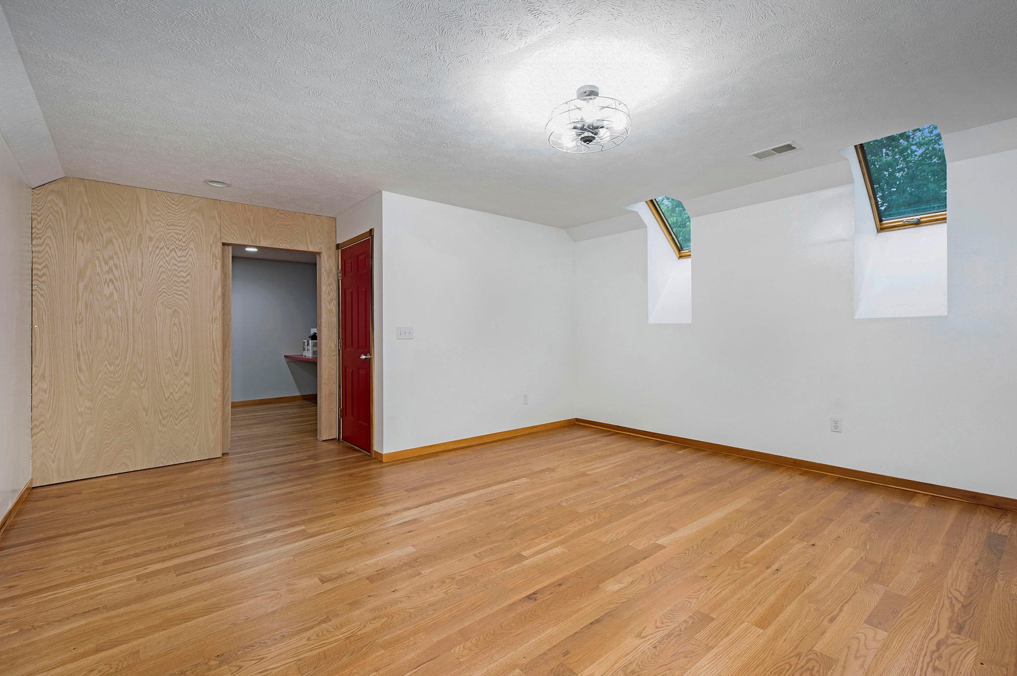 1085 Sargent Ave, Ada MI 49301-9168 exterior