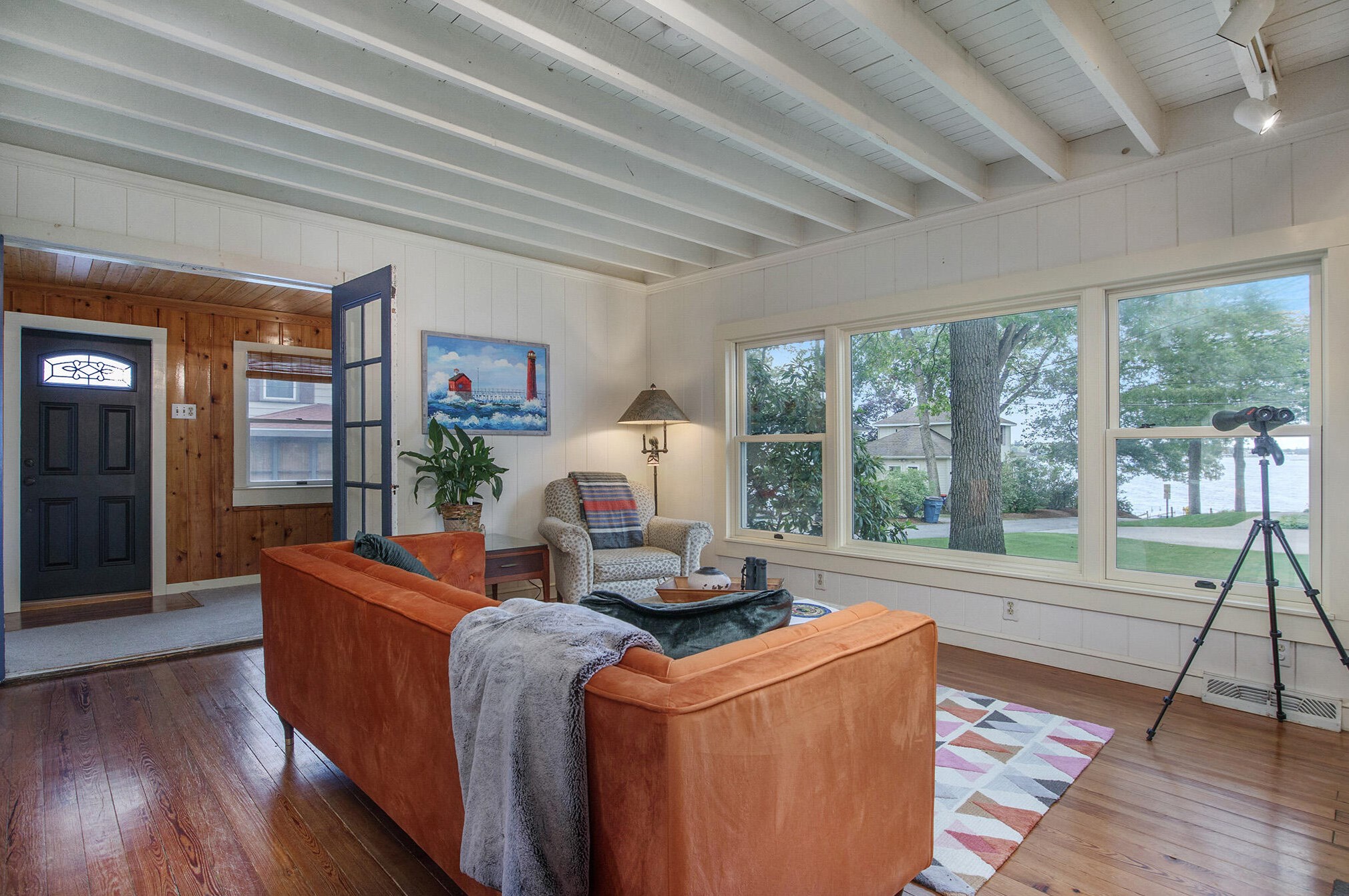 15837 Pine St, Spring Lake MI  49456-1827 exterior