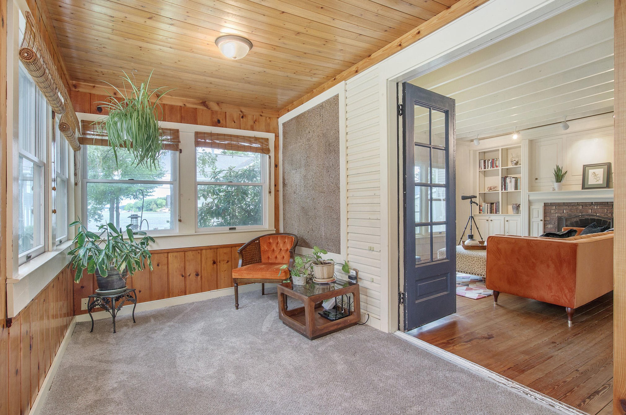 15837 Pine St, Spring Lake MI  49456-1827 exterior