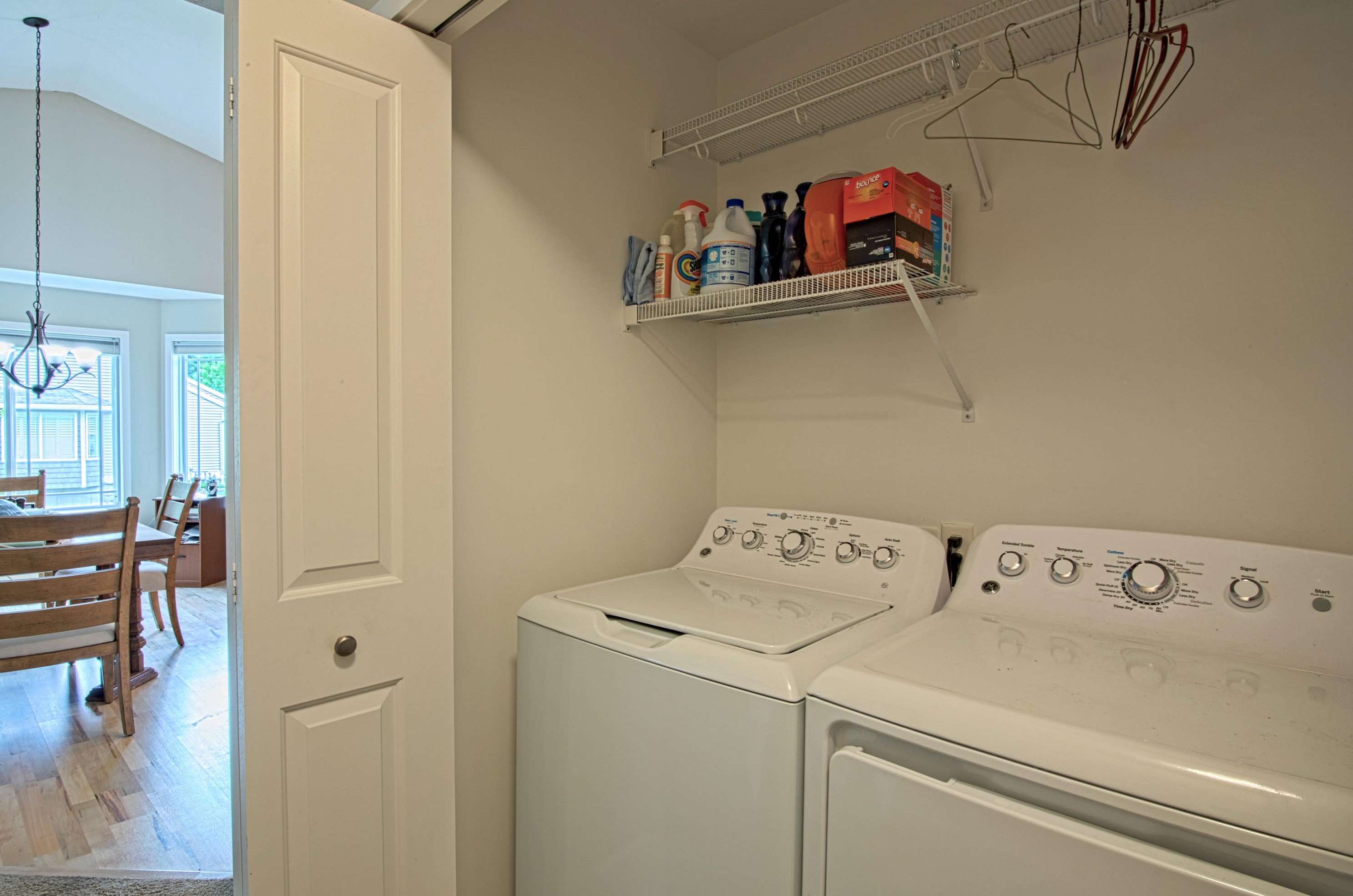 2806 Sandy Pines Dr, Dorr MI 49323-9124 exterior