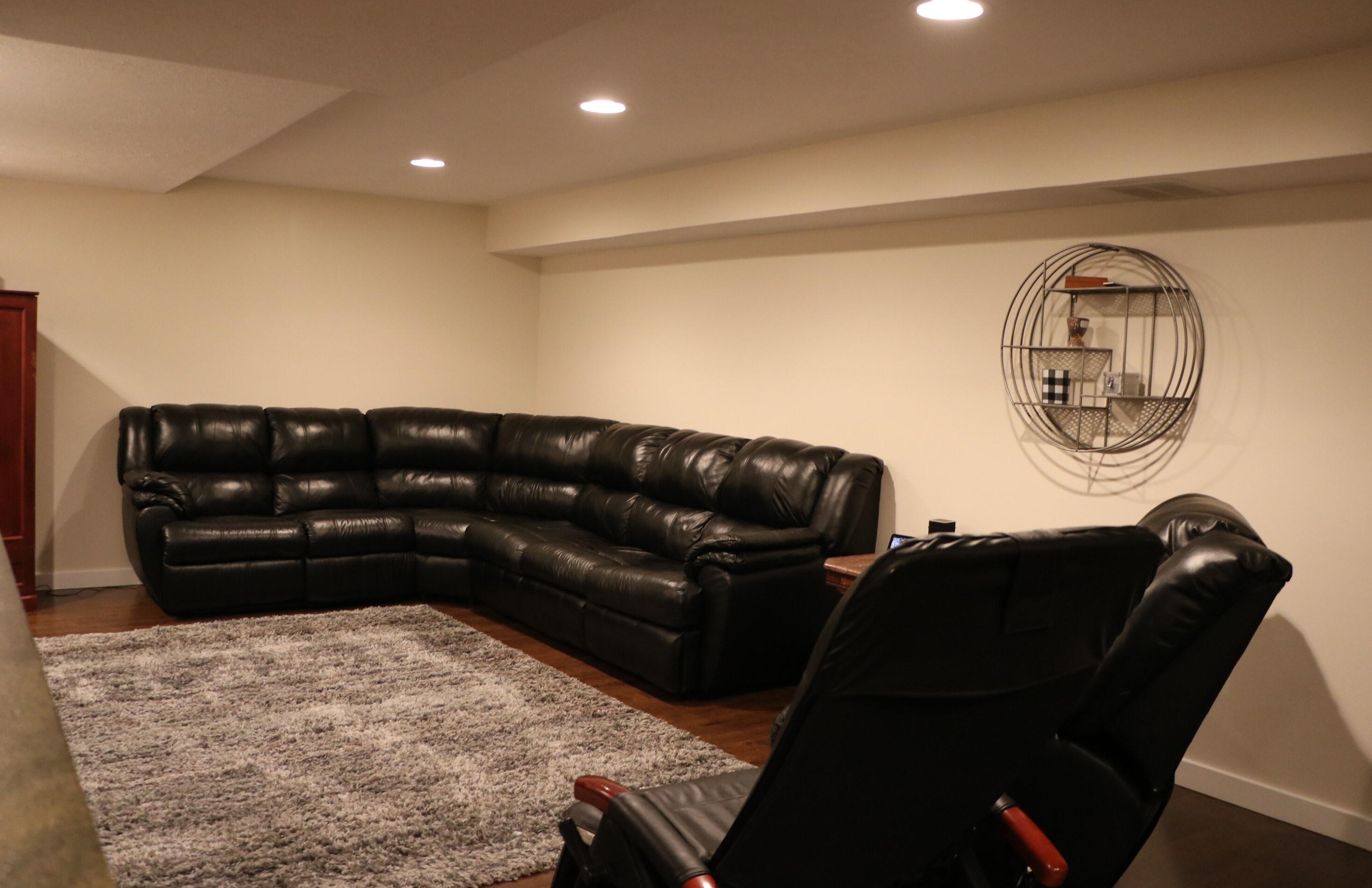 4301 Walnut Hl Dr, Grand Rapids MI 49512-3893 exterior