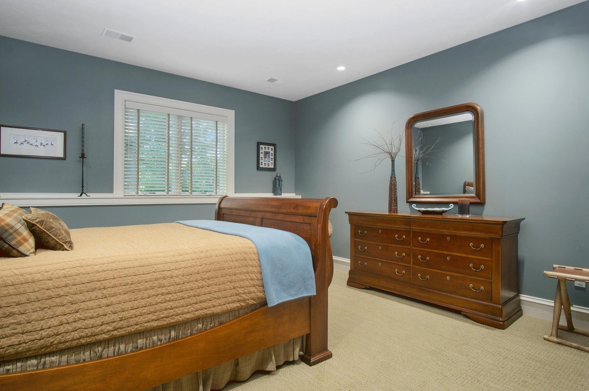 19428 Rosemary Rd, Spring Lake MI  49456-9600 exterior