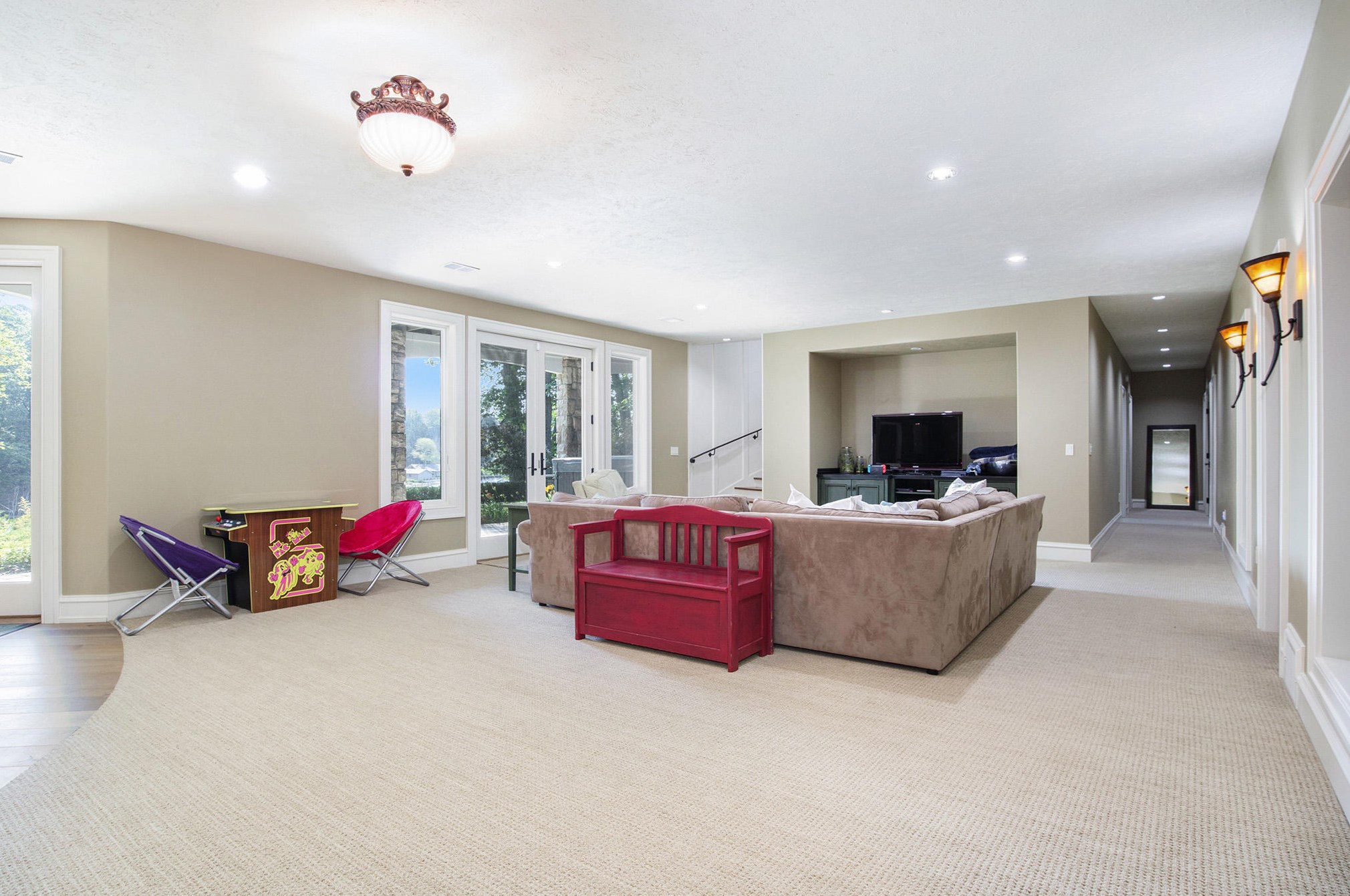 19428 Rosemary Rd, Spring Lake MI  49456-9600 exterior