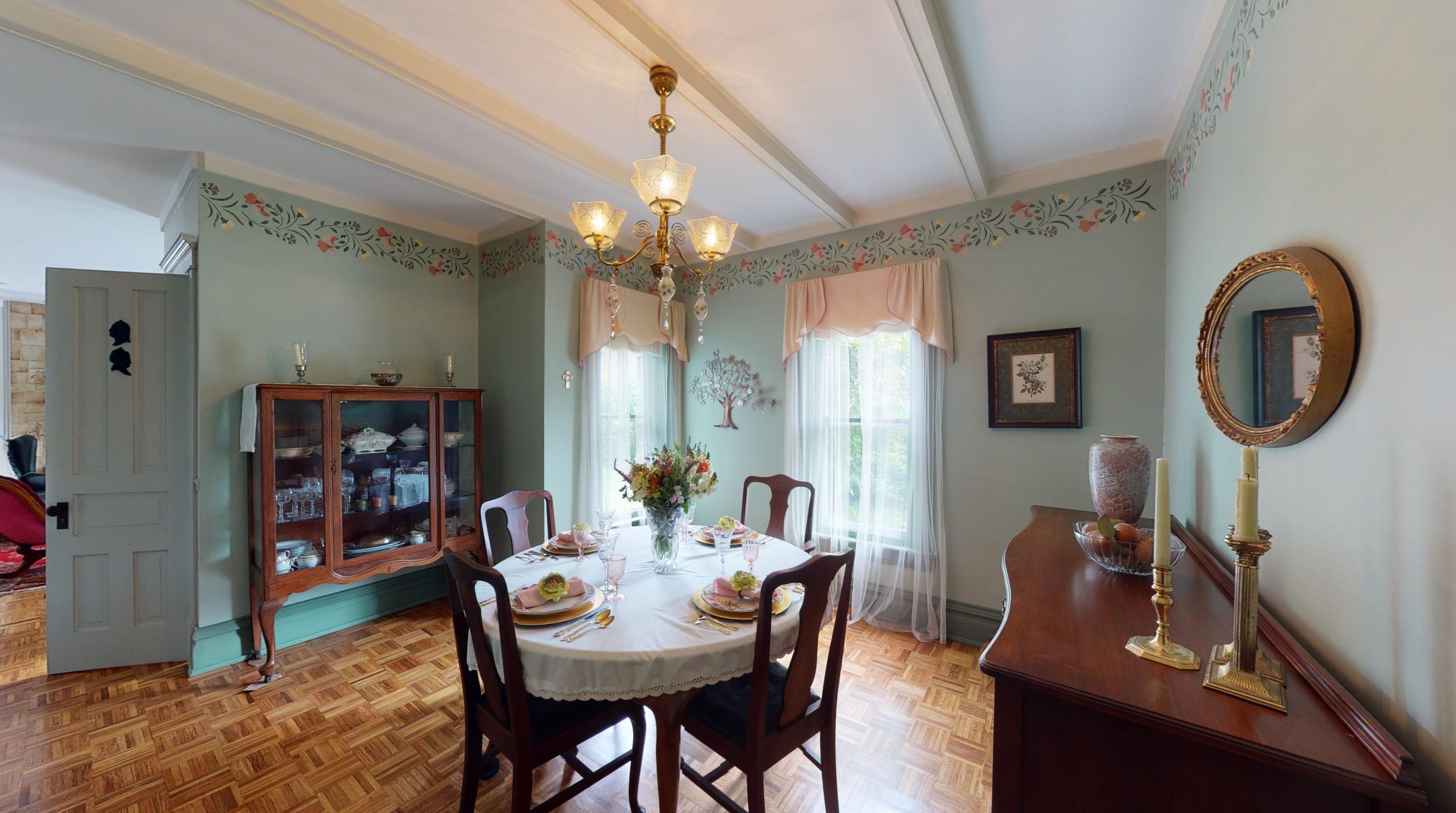 506 Prospect St, Marshall MI  49068-1248 exterior