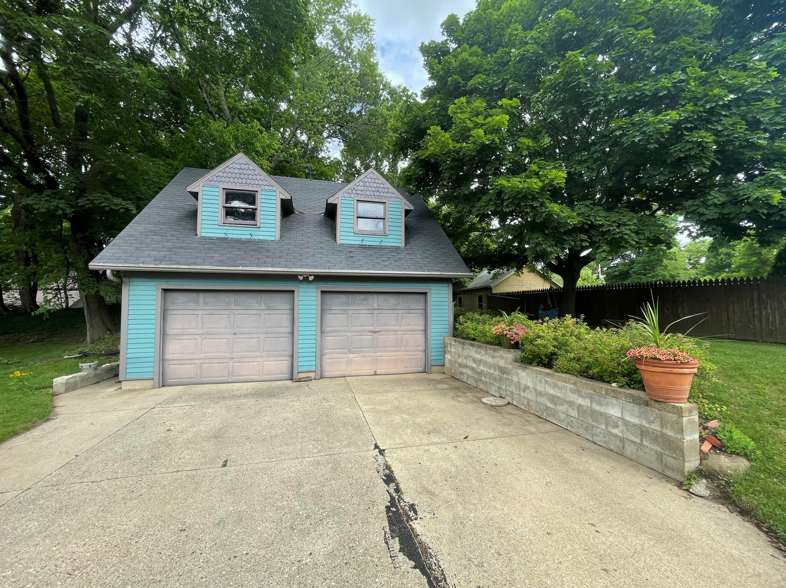 506 Prospect St, Marshall MI  49068-1248 exterior