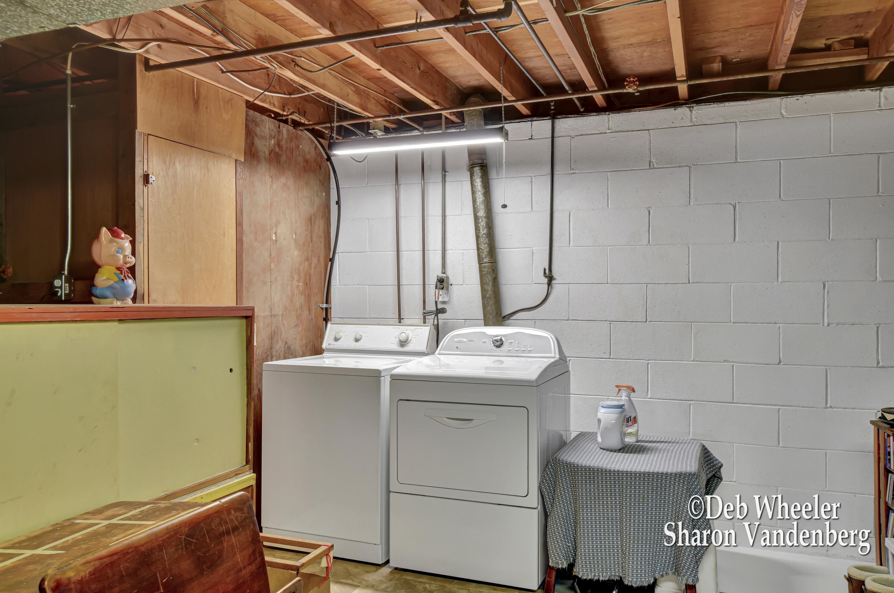 1174 Fuller Ct, Grand Rapids MI  49508-4742 exterior