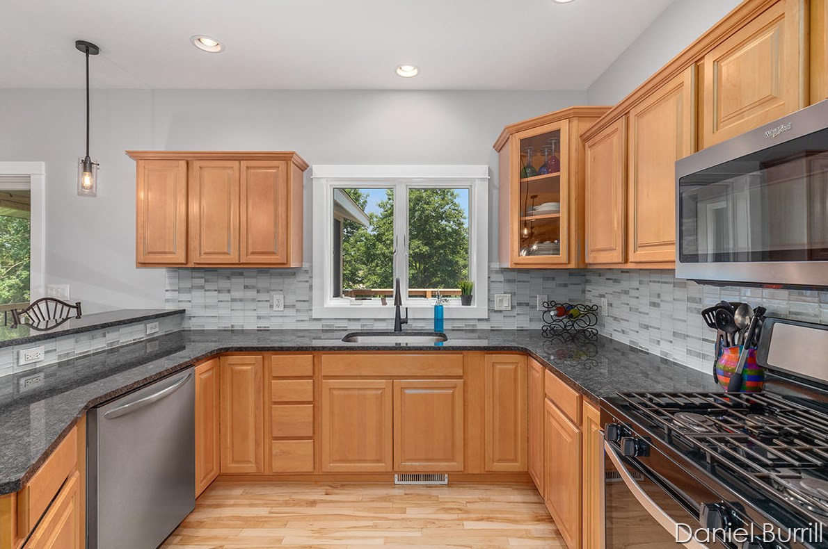 9571 Douglas Fir Ct, Sparta MI 49345-8276 exterior