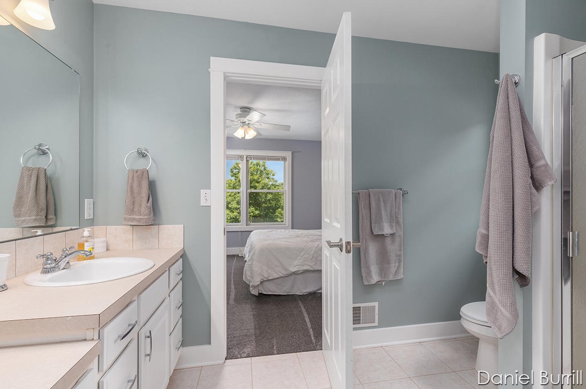 9571 Douglas Fir Ct, Sparta MI 49345-8276 exterior