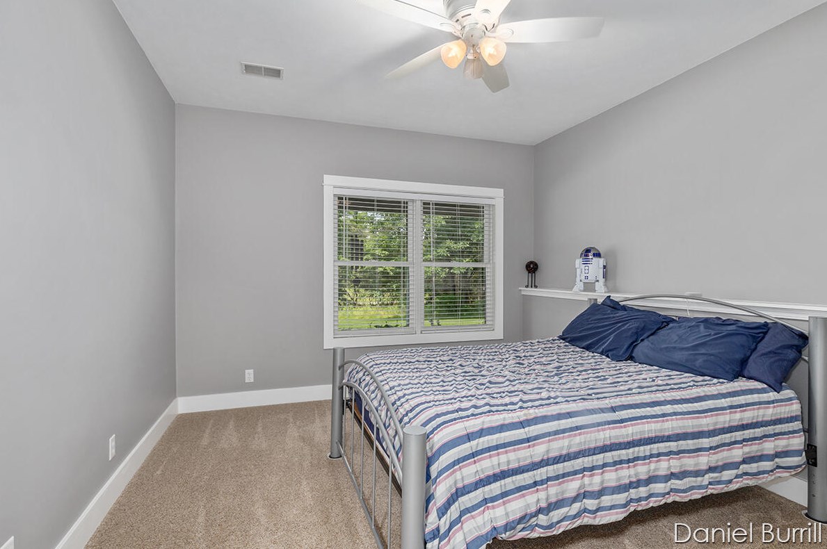 9571 Douglas Fir Ct, Sparta MI 49345-8276 exterior