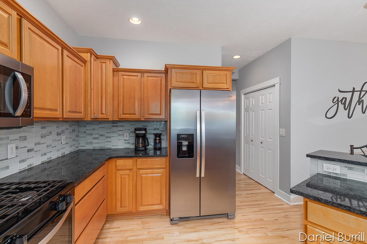 9571 Douglas Fir Ct, Sparta MI 49345-8276 exterior