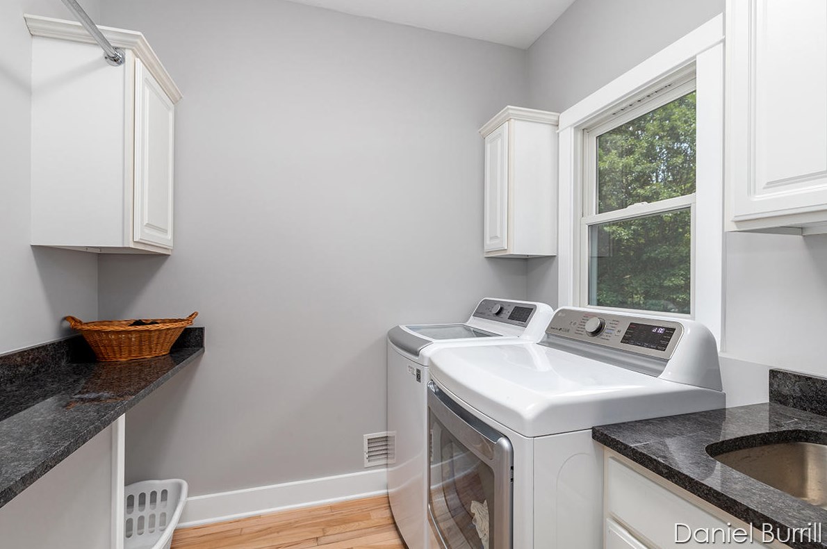 9571 Douglas Fir Ct, Sparta MI 49345-8276 exterior