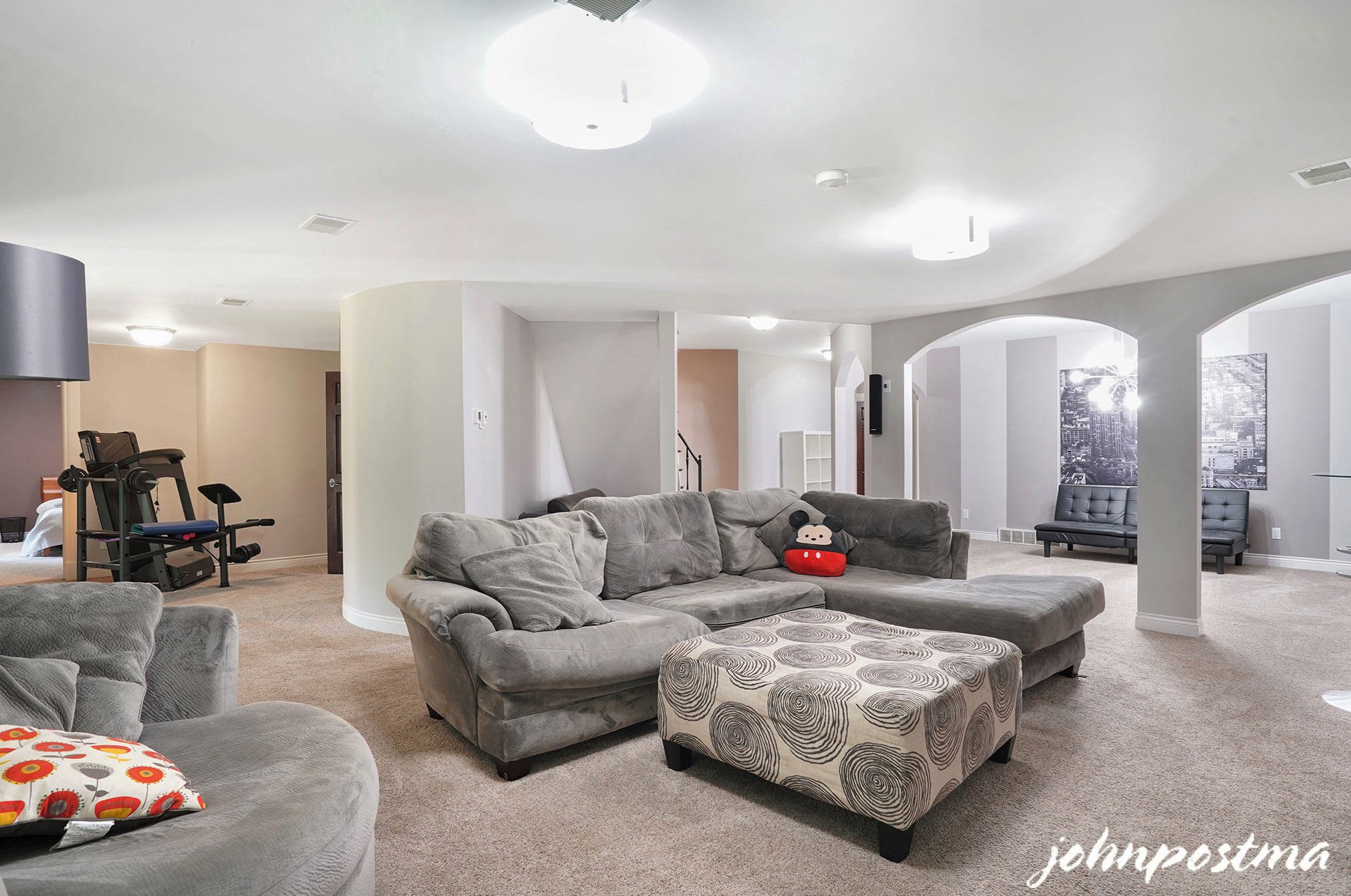 2188 Fairridge Dr, Ada MI 49301-8551 exterior