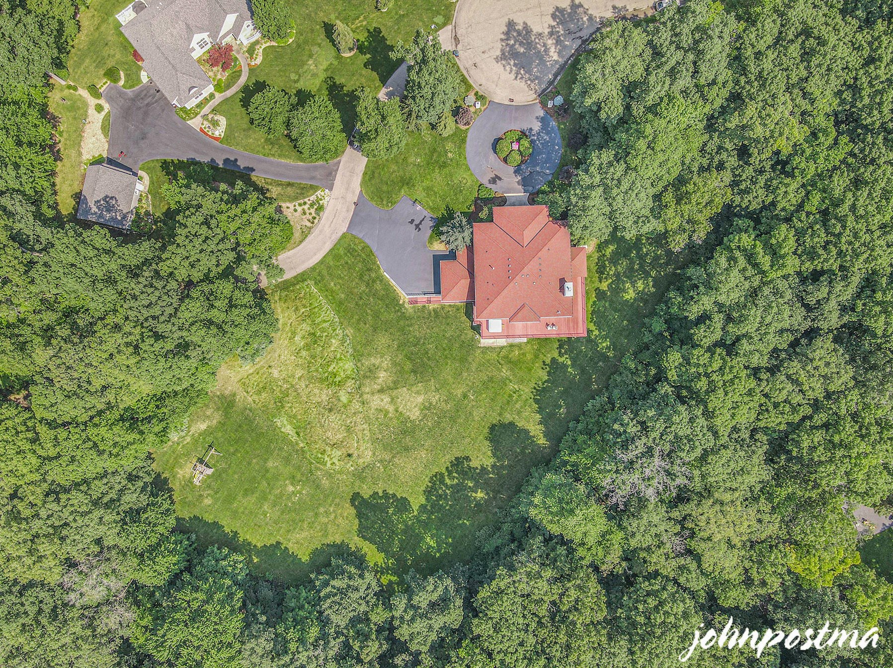 2188 Fairridge Dr, Ada MI 49301-8551 exterior