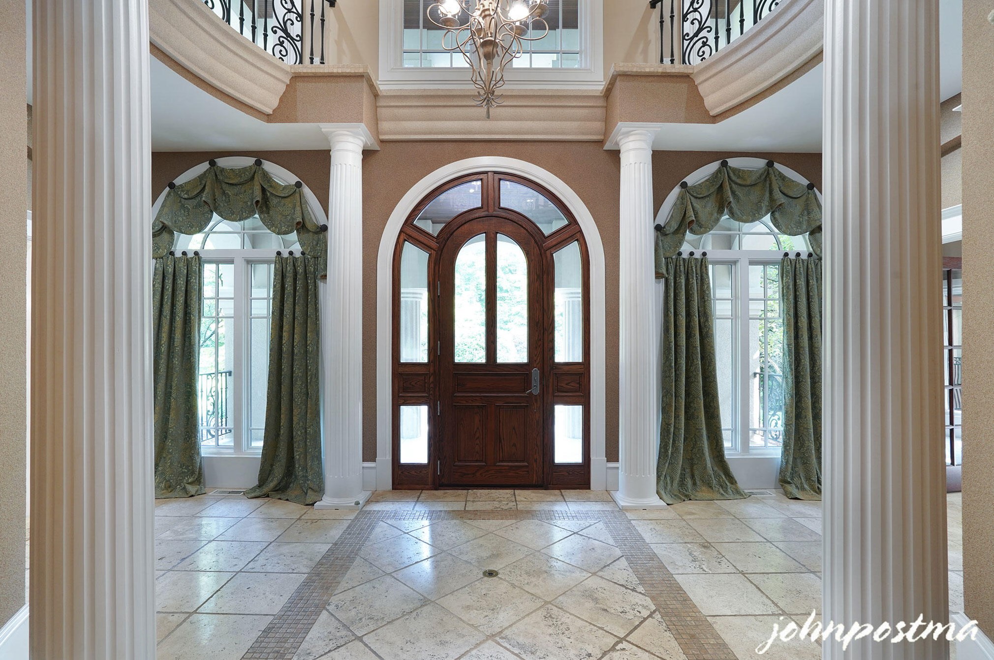 2188 Fairridge Dr, Ada MI 49301-8551 exterior