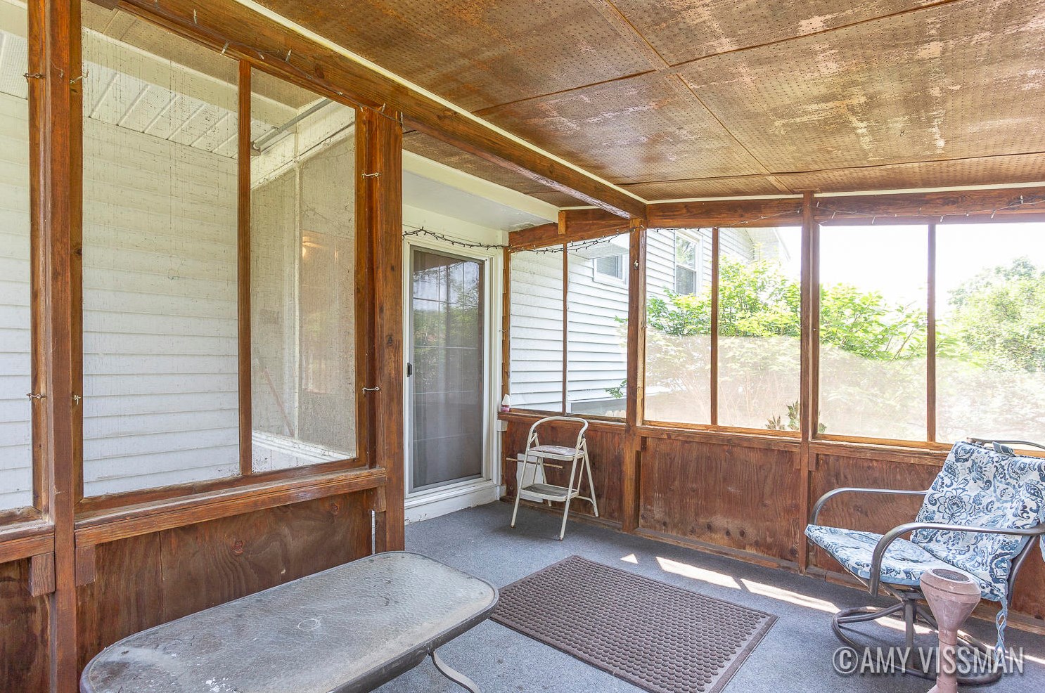 2731 Valley Ave, Grand Rapids MI  49544-1754 exterior