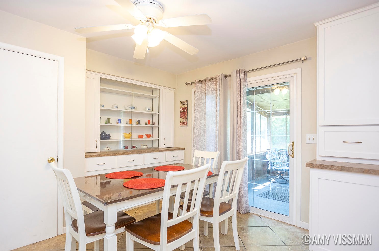 2731 Valley Ave, Grand Rapids MI  49544-1754 exterior