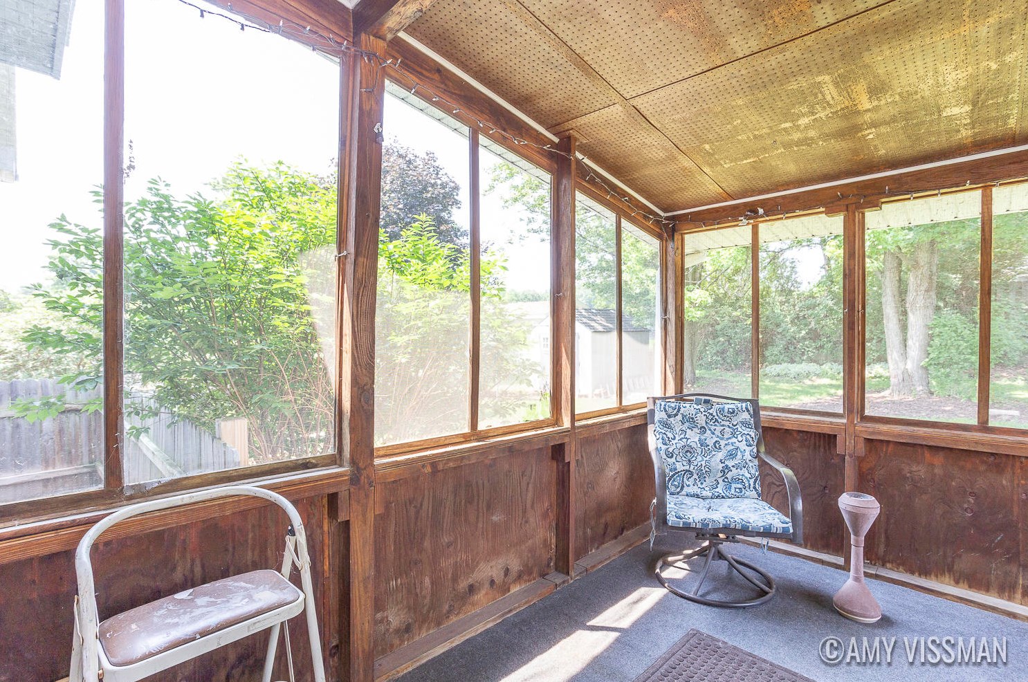 2731 Valley Ave, Grand Rapids MI  49544-1754 exterior