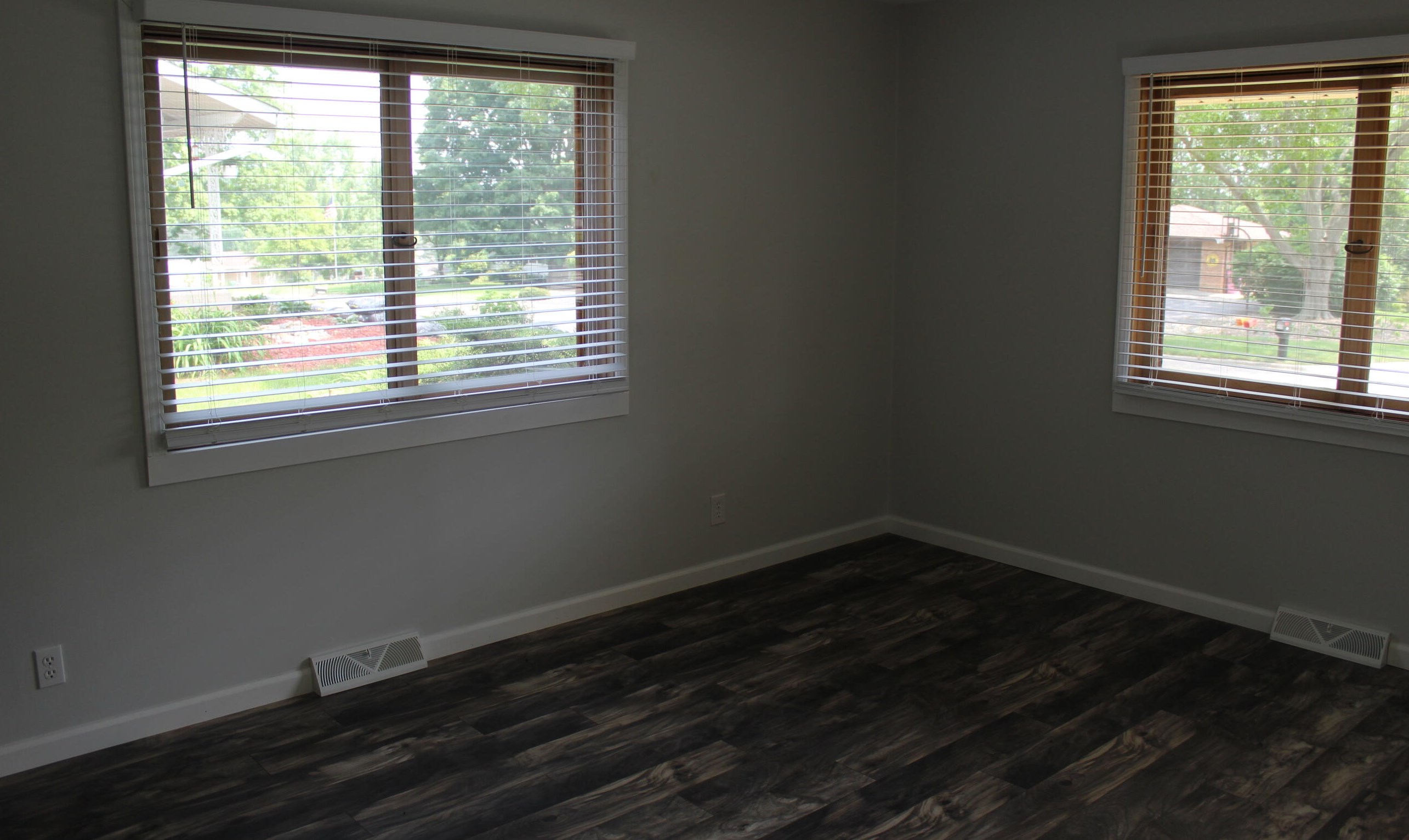 820 Iroquois Trl, Niles MI  49120-3127 exterior