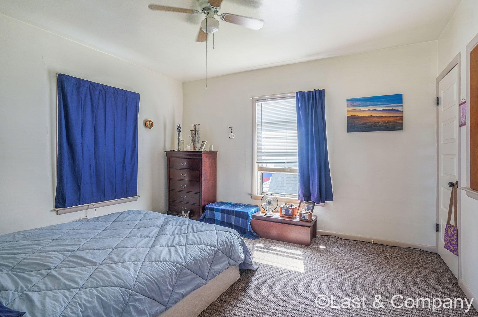 865 Leonard St, Grand Rapids MI 49504-4133 exterior