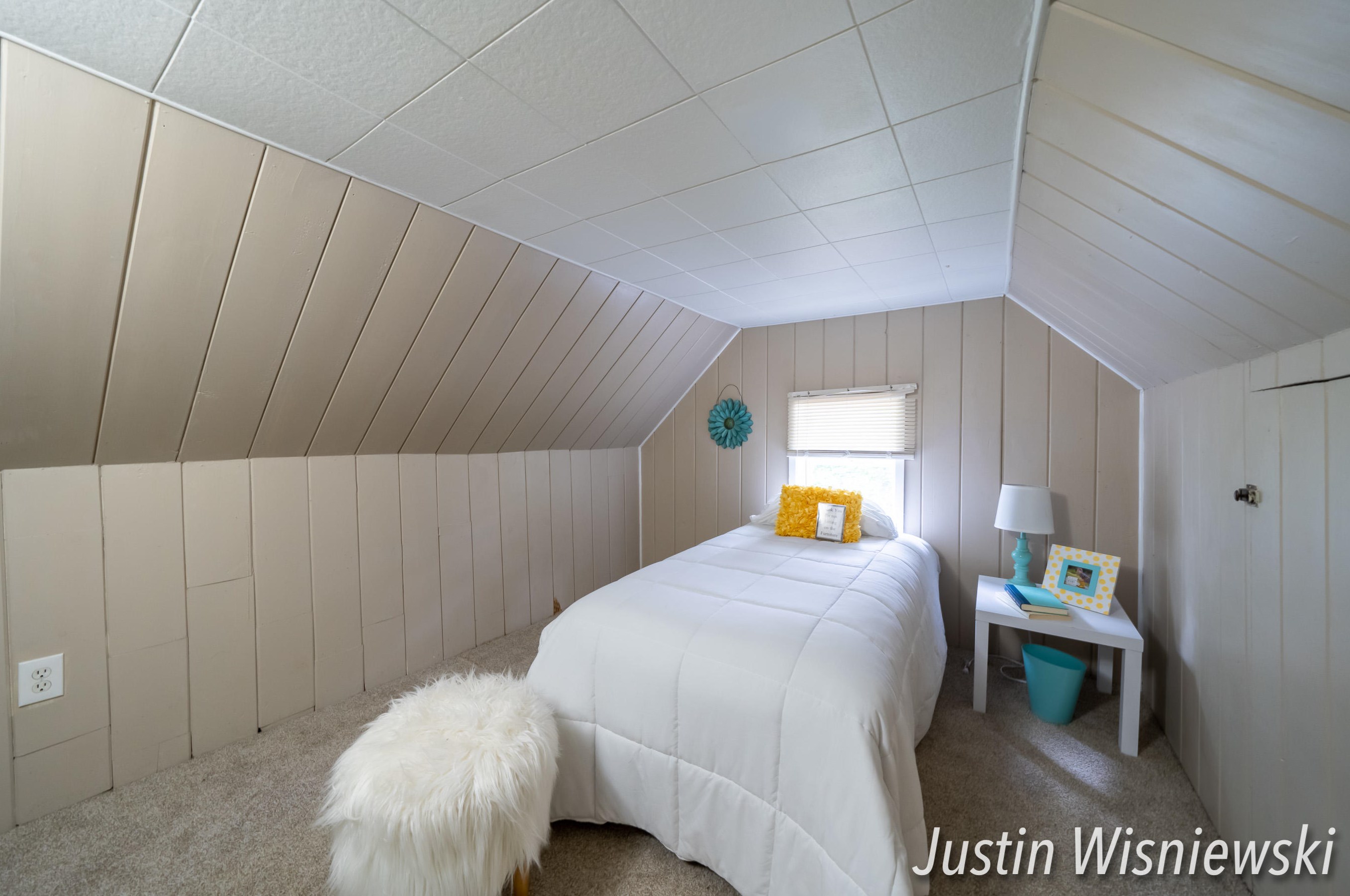 328 Dickinson St, Grand Rapids MI  49507-1543 exterior