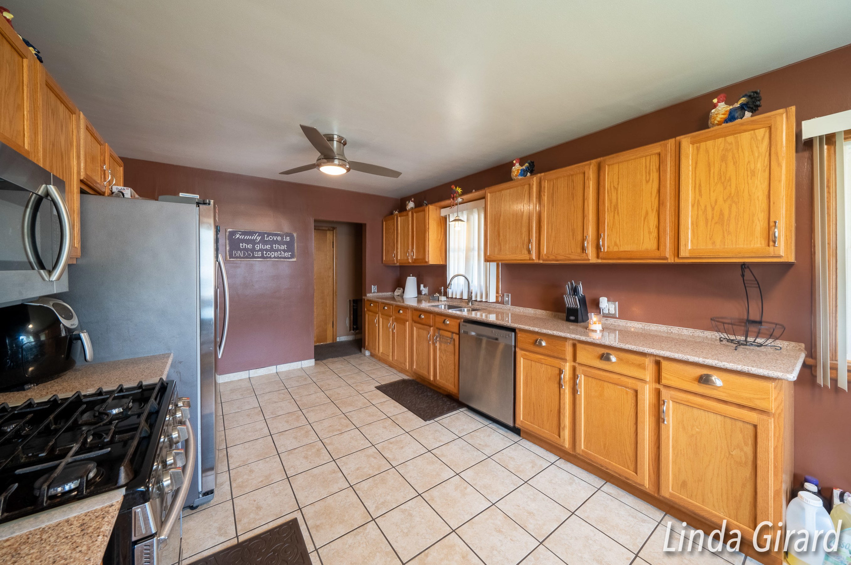 2945 Vineland Ave, Grand Rapids MI  49508-1454 exterior