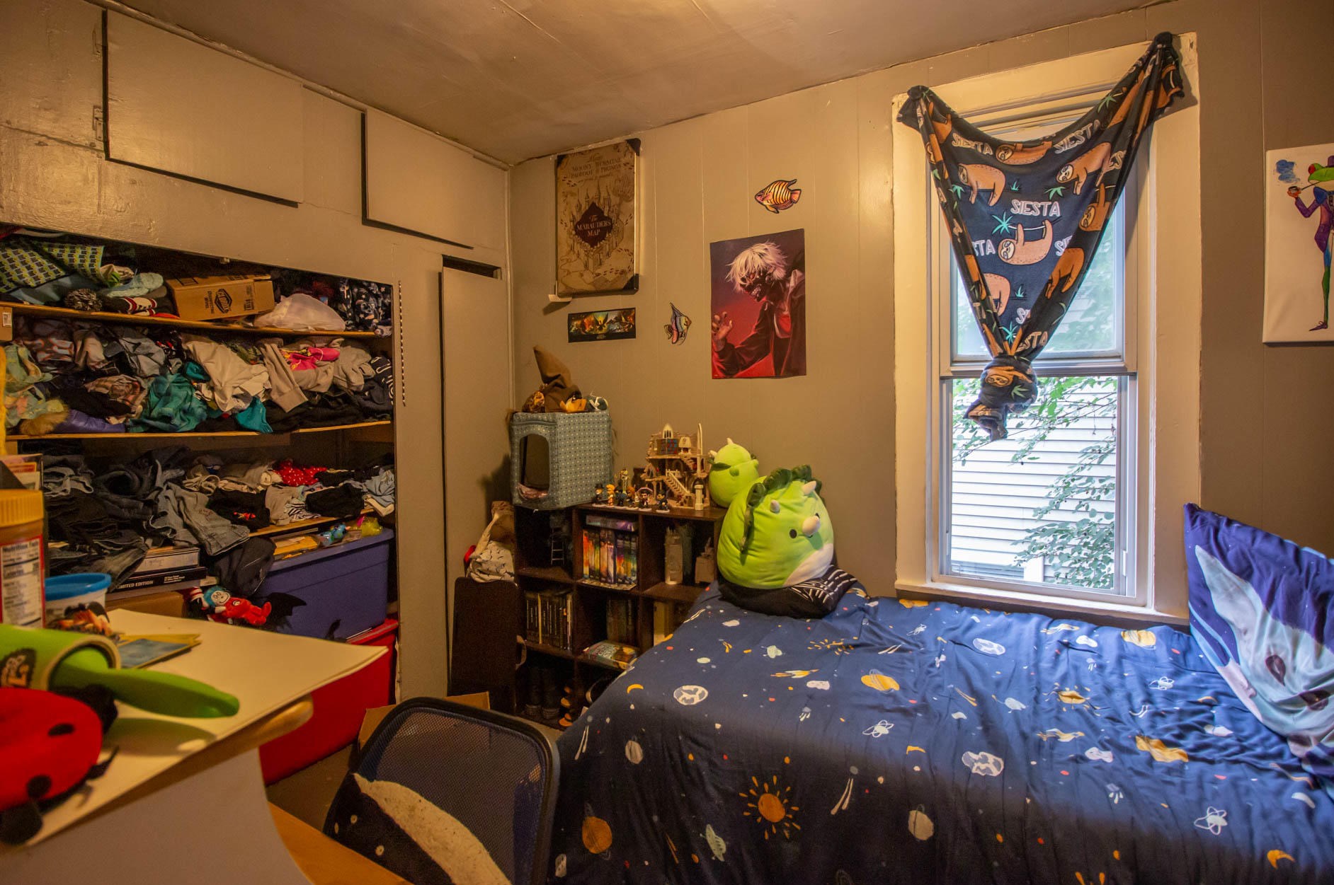 616 Bates St, Grand Rapids MI 49503-5503 exterior