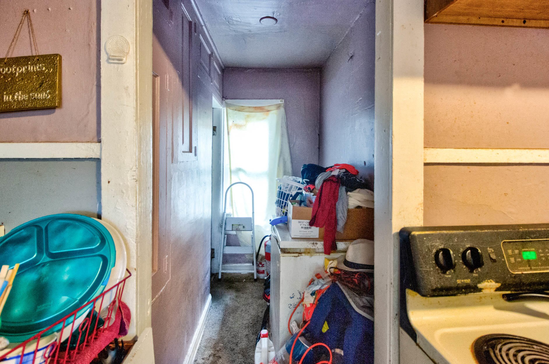 616 Bates St, Grand Rapids MI 49503-5503 exterior