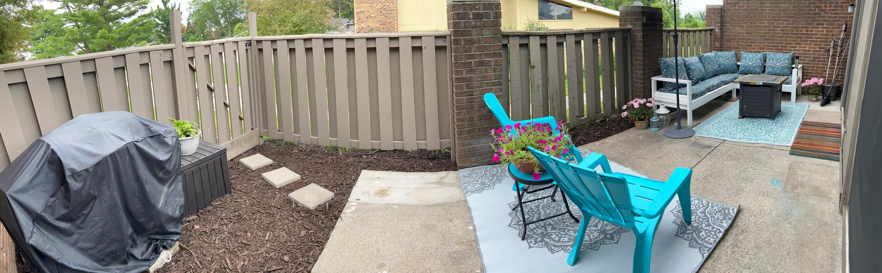 4305 Walnut Hl Dr, Grand Rapids MI 49512-3830 exterior