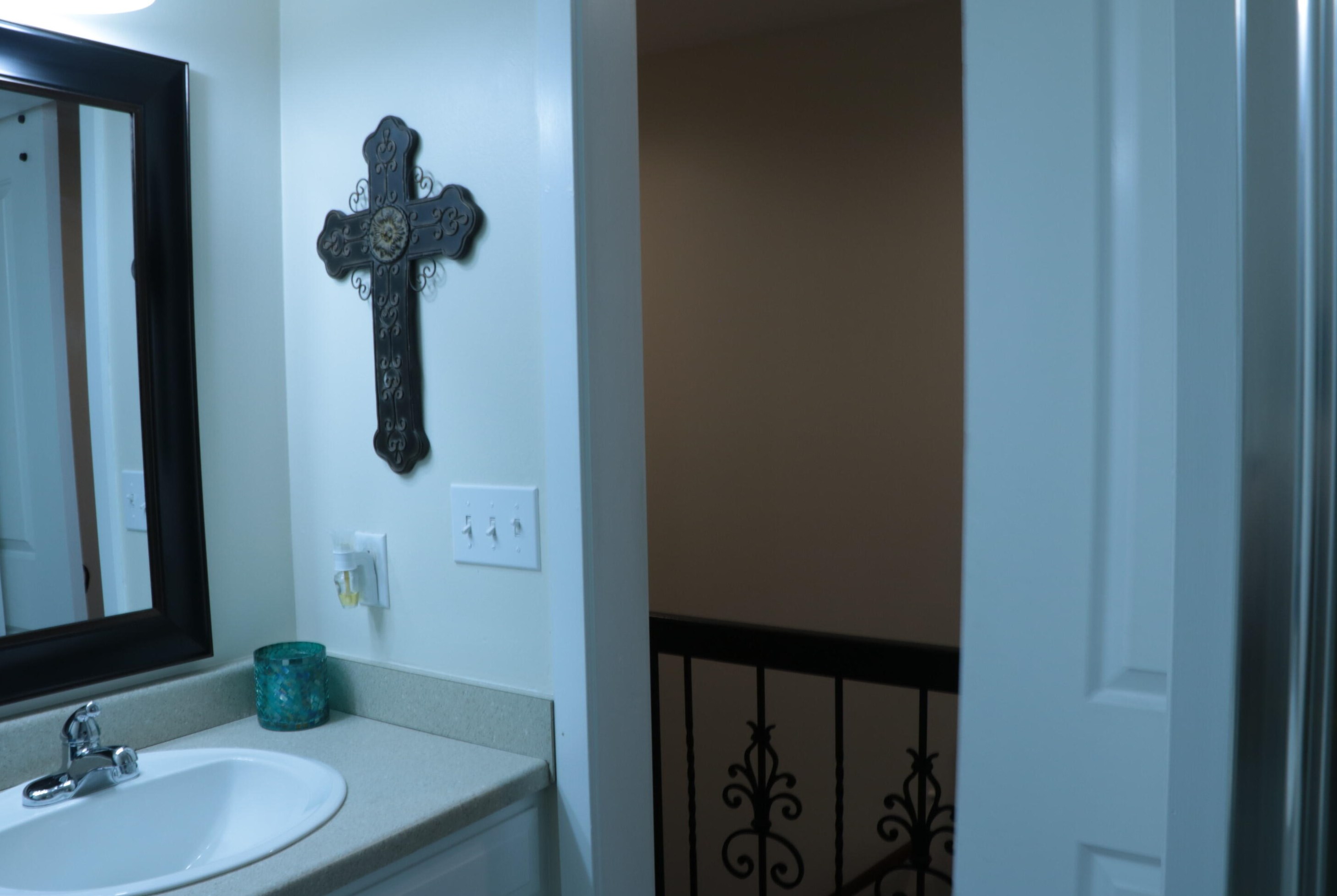 4305 Walnut Hl Dr, Grand Rapids MI 49512-3830 exterior