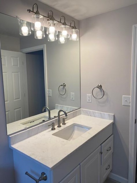 9922 Westnedge Ave, Kalamazoo MI  49002-6857 exterior