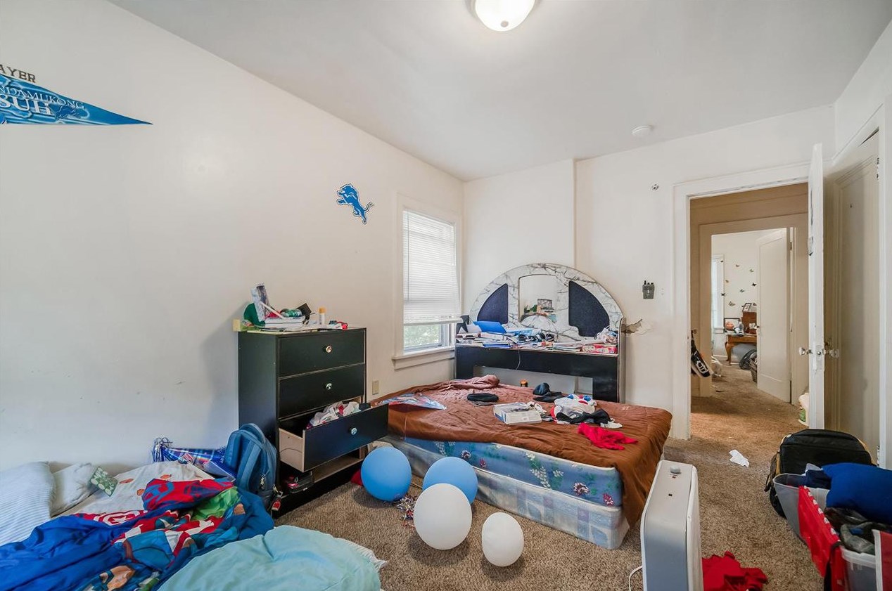 242 High St, Jackson MI 49203-3263 exterior