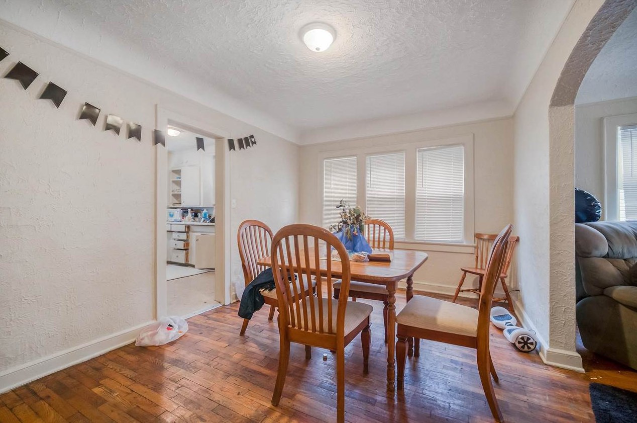 242 High St, Jackson MI 49203-3263 exterior