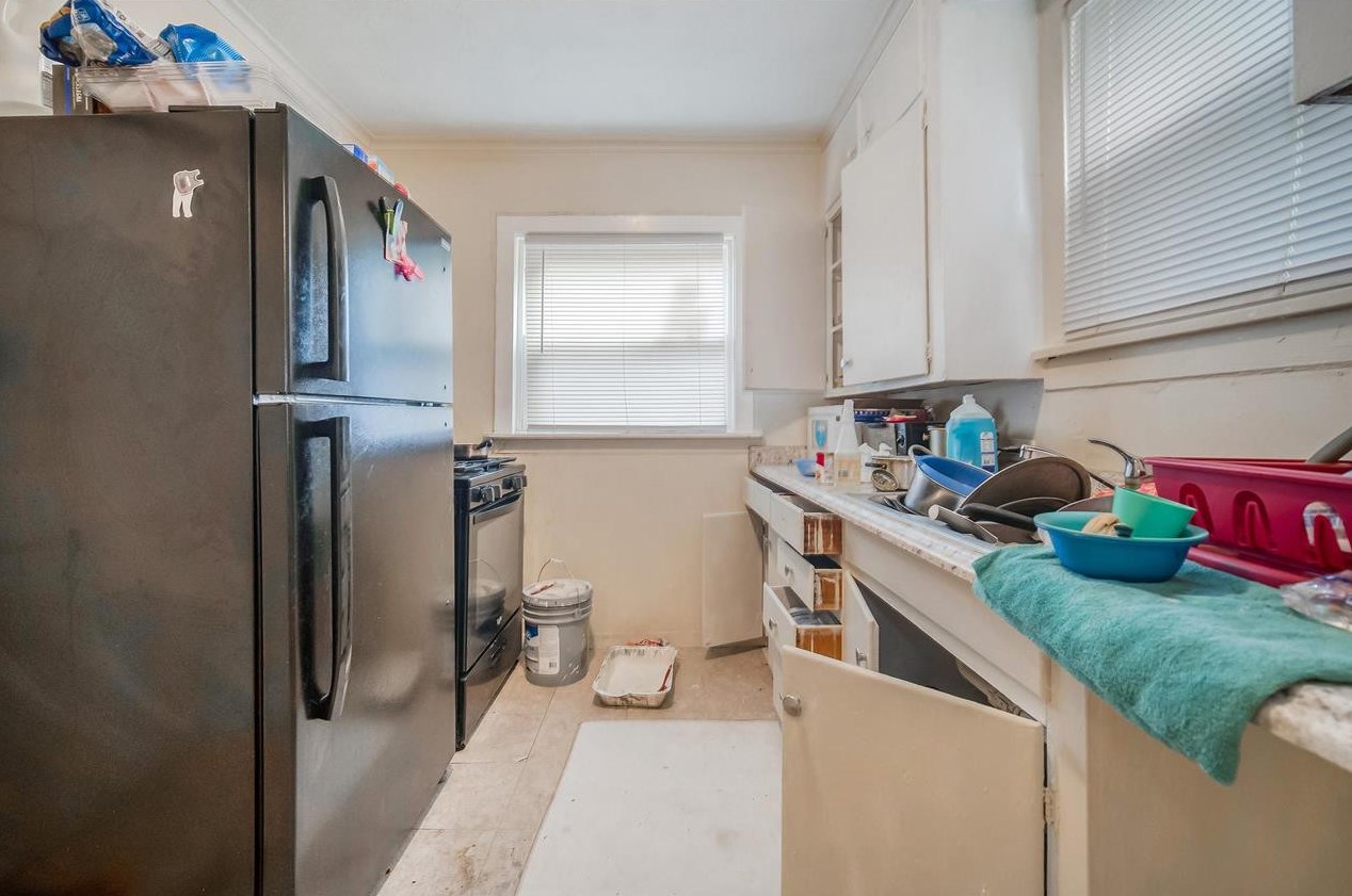 242 High St, Jackson MI 49203-3263 exterior