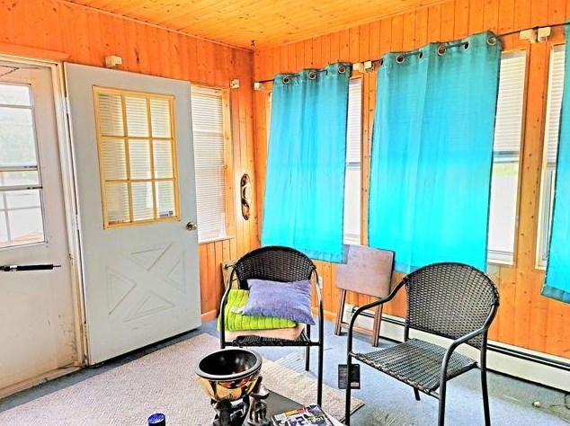 6876 Maple St, Baldwin MI 49304-9454 exterior