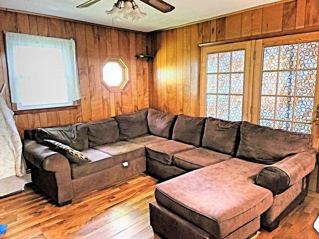 6876 Maple St, Baldwin MI 49304-9454 exterior