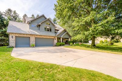 108 Orleans Circle - Photo 1
