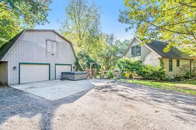 100 Matthew Road - Photo 1