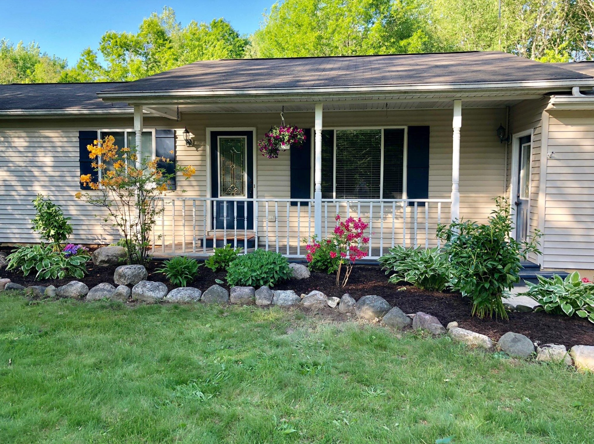 13300 Sadler Dr, Cedar Springs MI 49319-8030 exterior