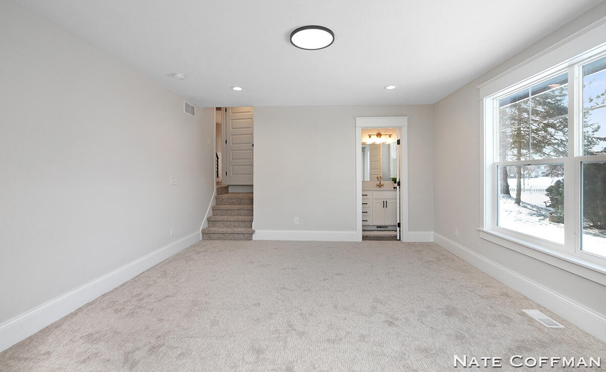 1225 Franklin St, Grand Rapids MI 49507-1236 exterior