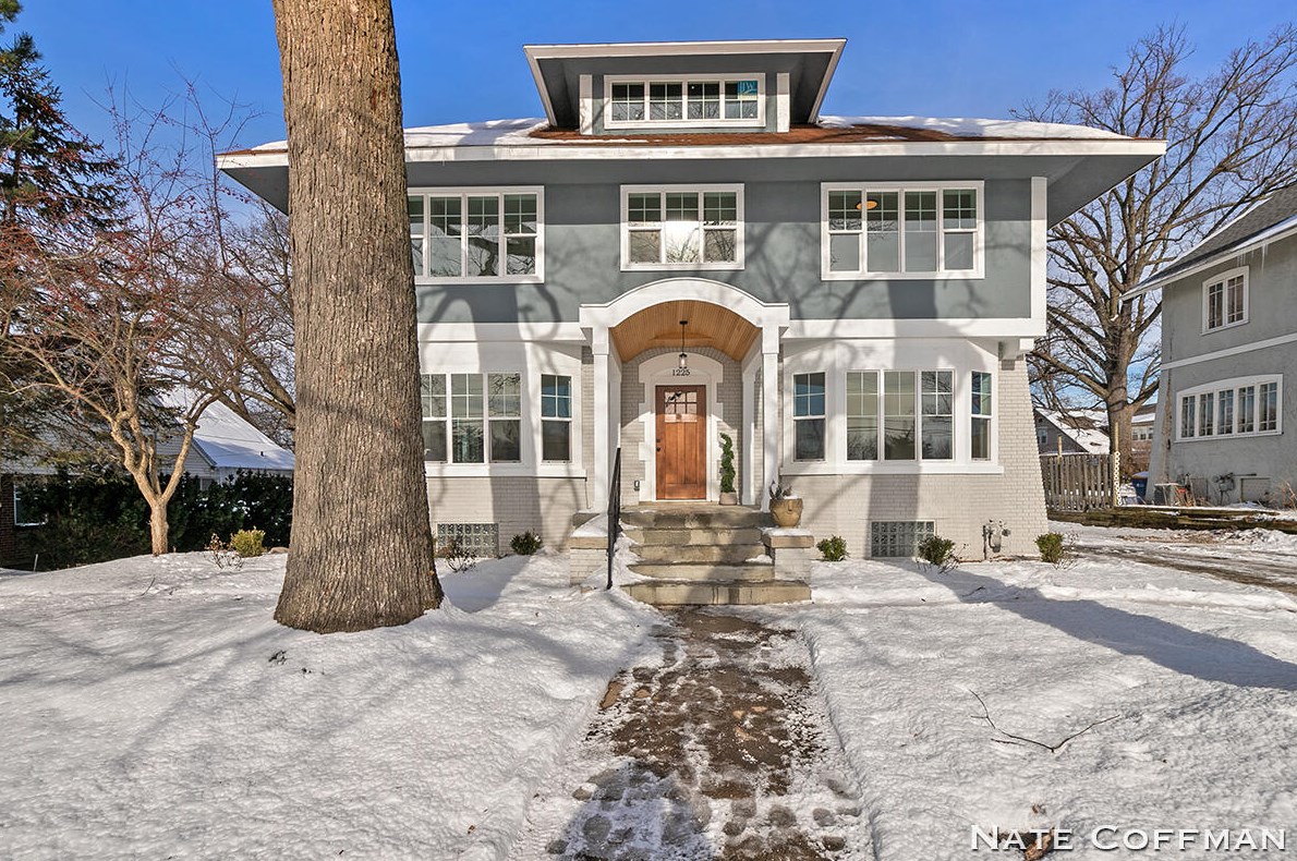 1225 Franklin St, Grand Rapids MI 49507-1236 exterior