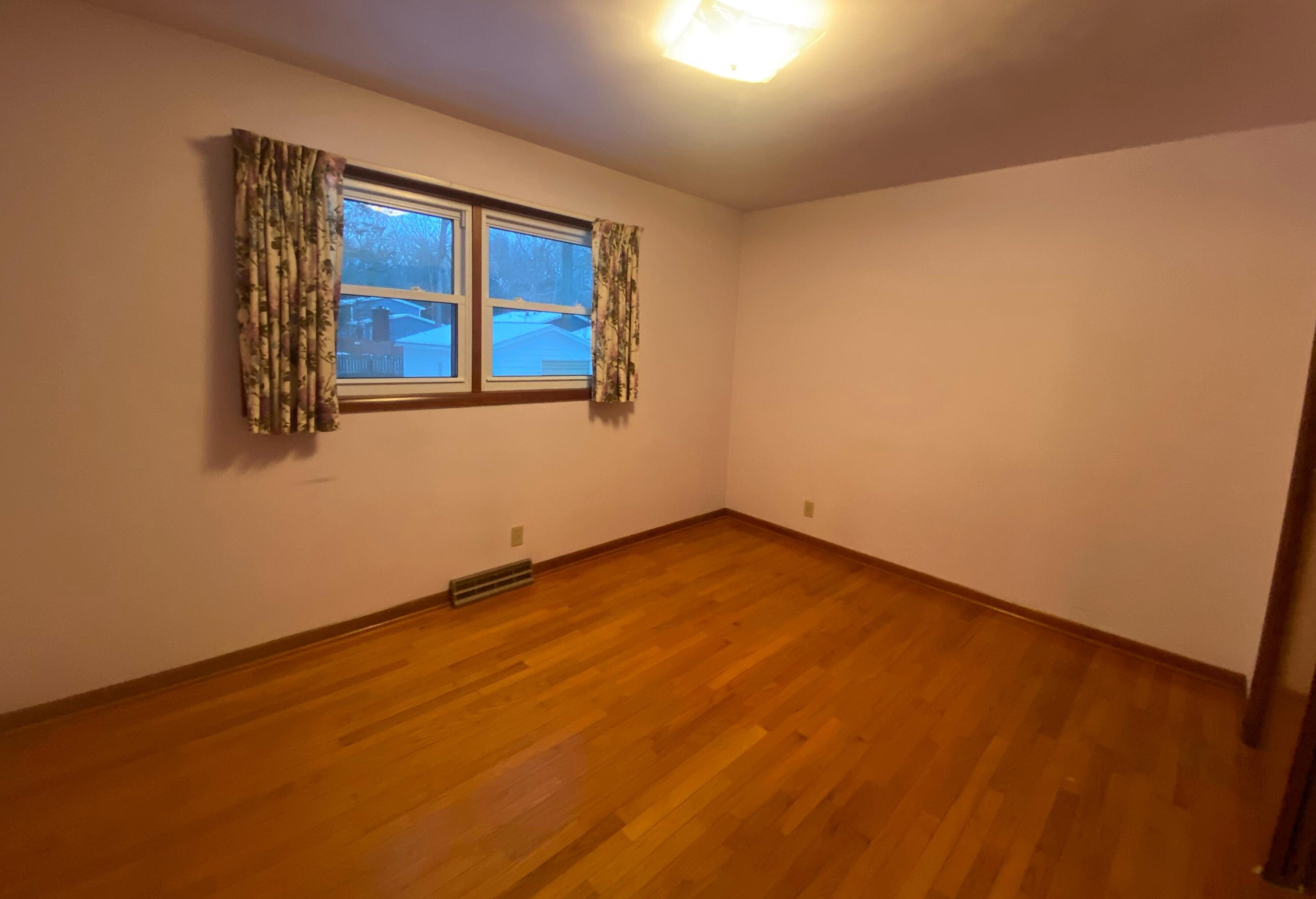 15479 Cricket St, Spring Lake MI 49456-1520 exterior