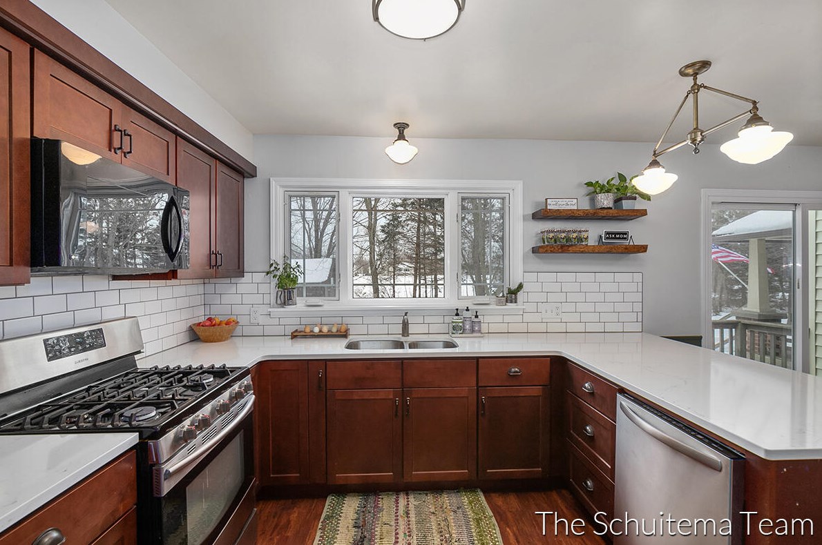 10720 56 Ave, Allendale MI 49401-8352 exterior