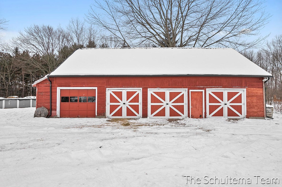 10720 56 Ave, Allendale MI 49401-8352 exterior