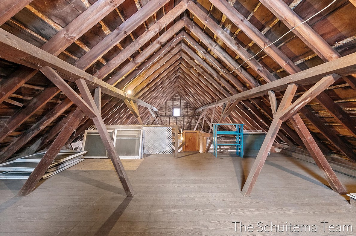 10720 56 Ave, Allendale MI 49401-8352 exterior