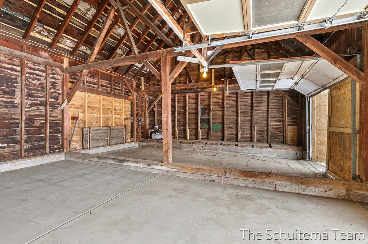 10720 56 Ave, Allendale MI 49401-8352 exterior