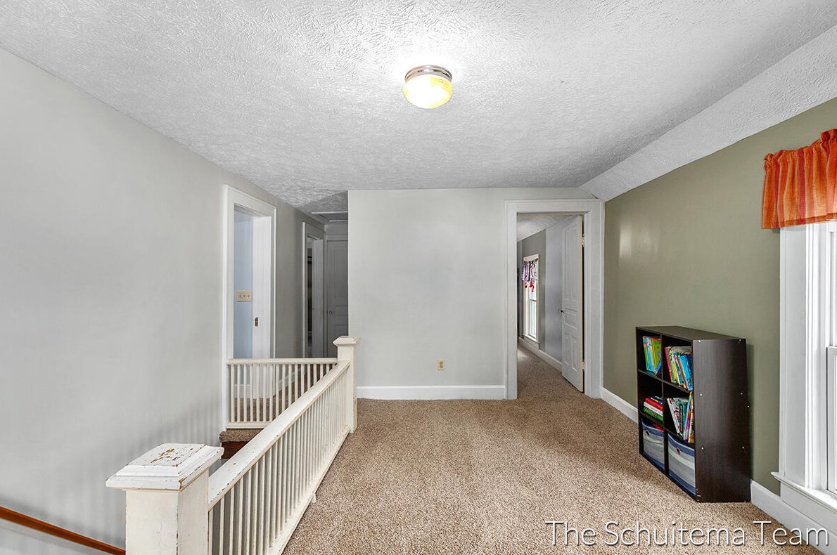 10720 56 Ave, Allendale MI 49401-8352 exterior