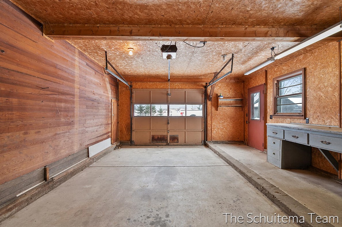 10720 56 Ave, Allendale MI 49401-8352 exterior